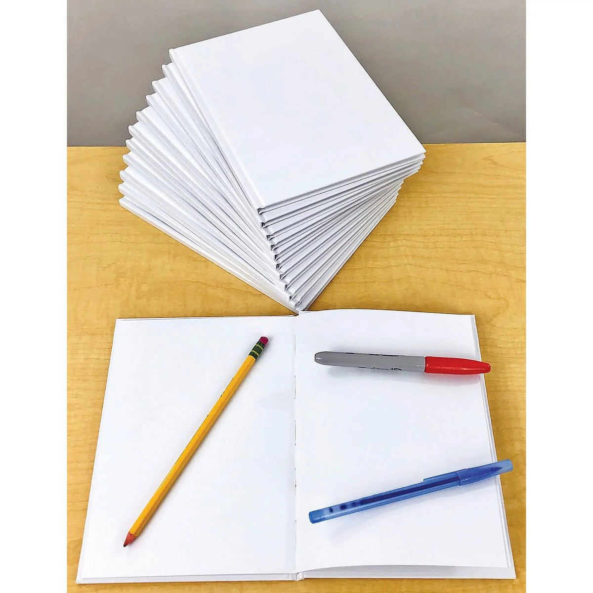 Hardcover Blank Book 28 Pages 6" X 8" White Paper N32821