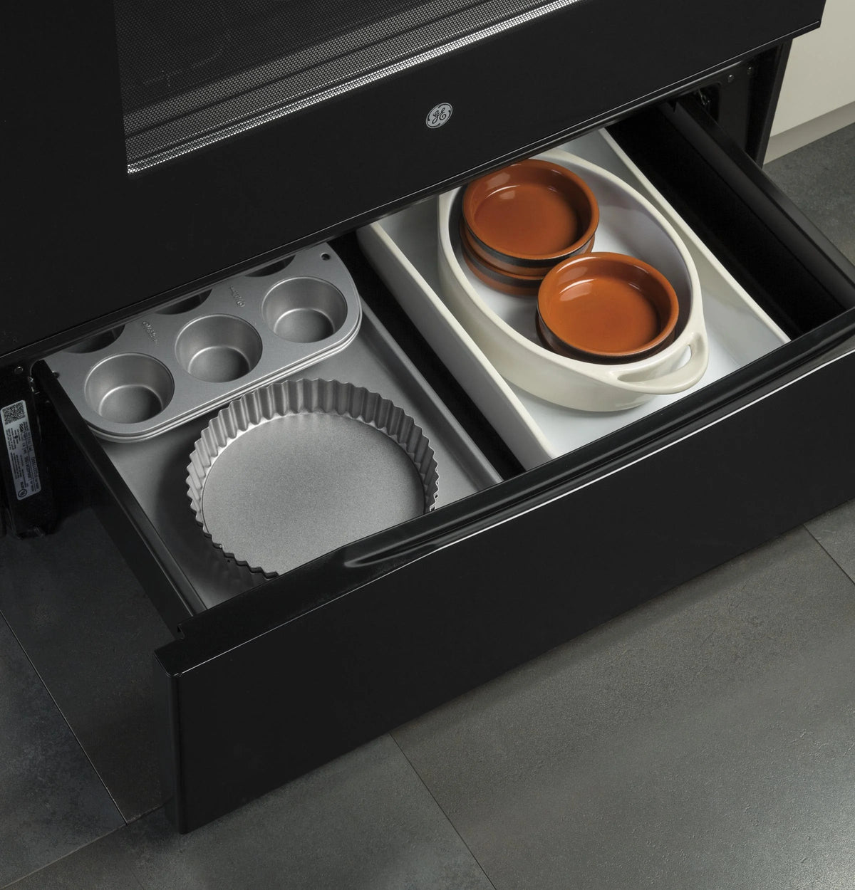 30 Free-Standing Electric Range S878952