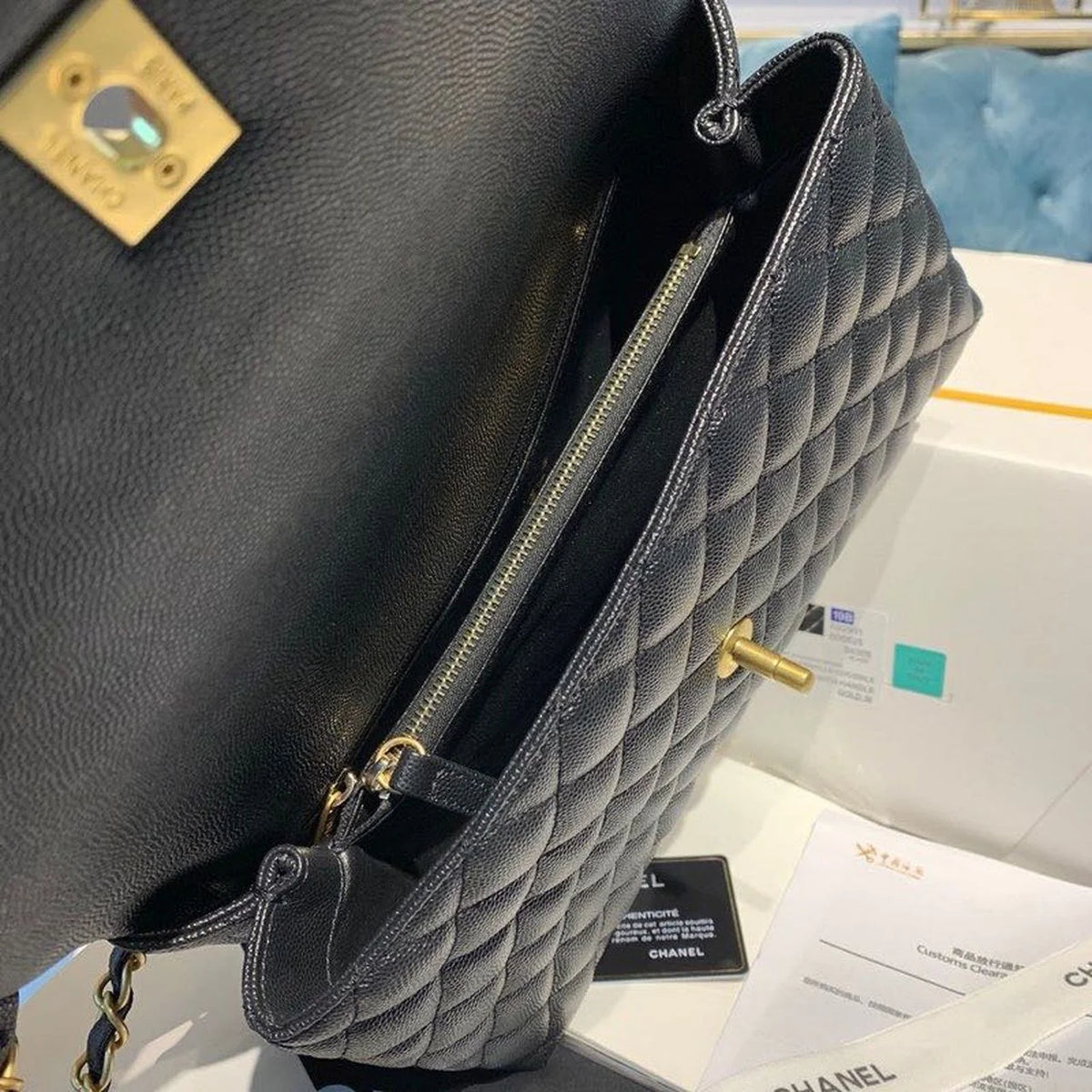 Black Large Flap Bag With Top Handle E280
