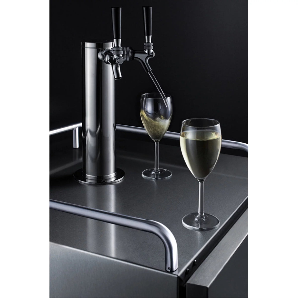 24 in. Built-In Wine Kegerator E56410