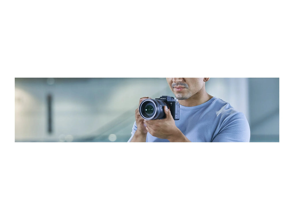 Mirrorless Digital Camera 33.0 MP Full Frame 4K N893693