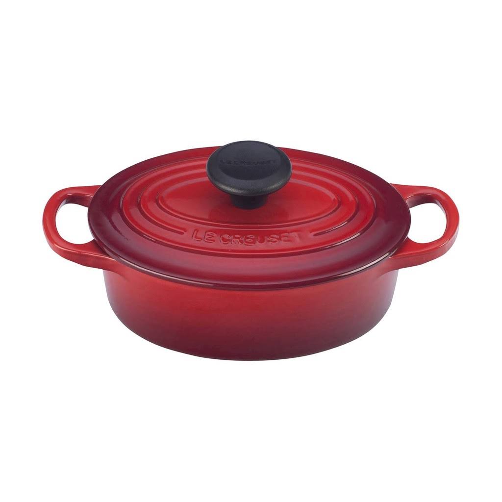 1-Quart Cast Iron Oval Dutch Oven D15616