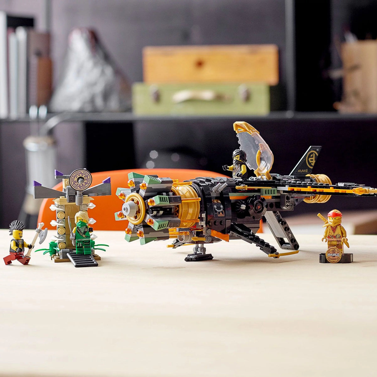 449 Pieces Airplane Toy Featuring Collectible Figurines P3920