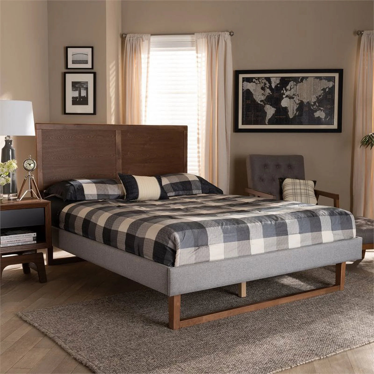 King Size Light Gray Upholstered Wood Platform Bed X5876
