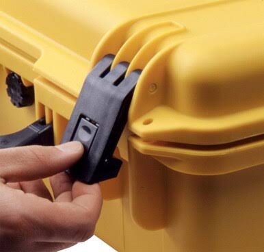 Watertight Padlockable Case with Cubed Foam Interior P787308
