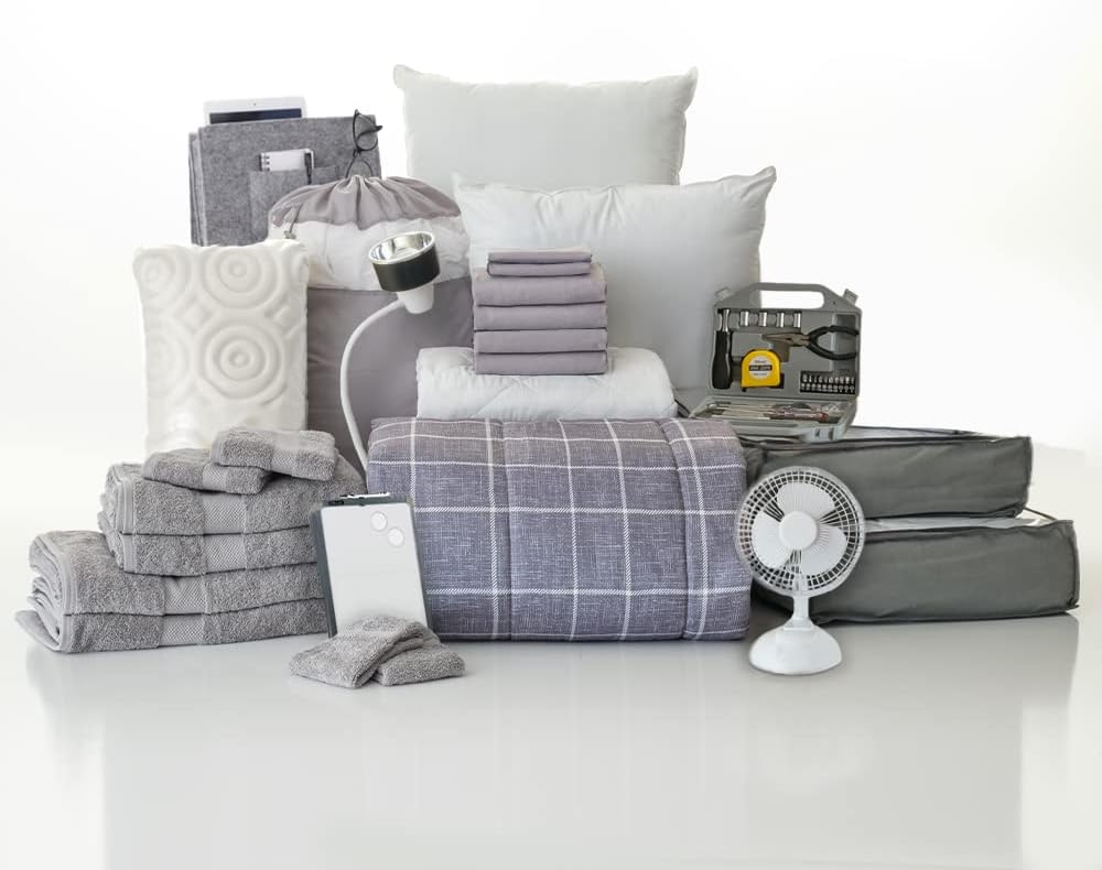 Twin XL Blue and Navy Bedding Bath Set with Trunk K554784
