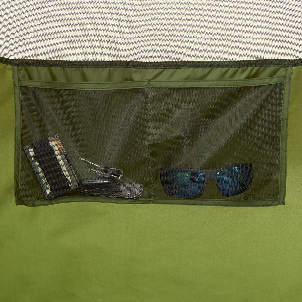 10-Person 3-Room Hybrid Dome Tent B5689