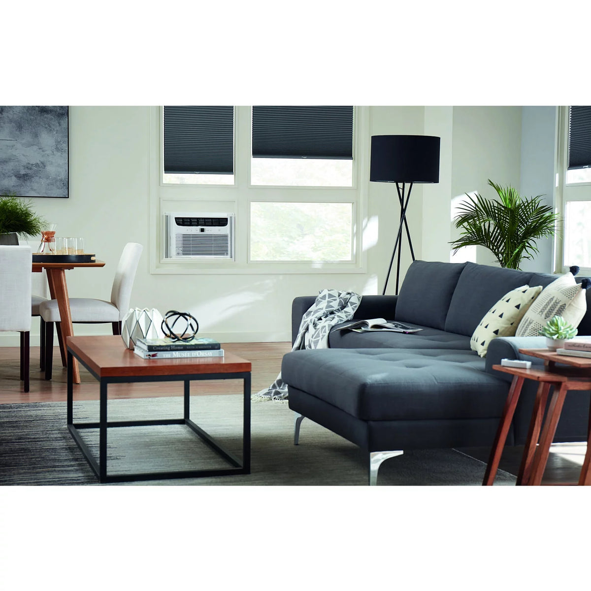 15,100 BTU Window-Mounted Air Conditioner I231