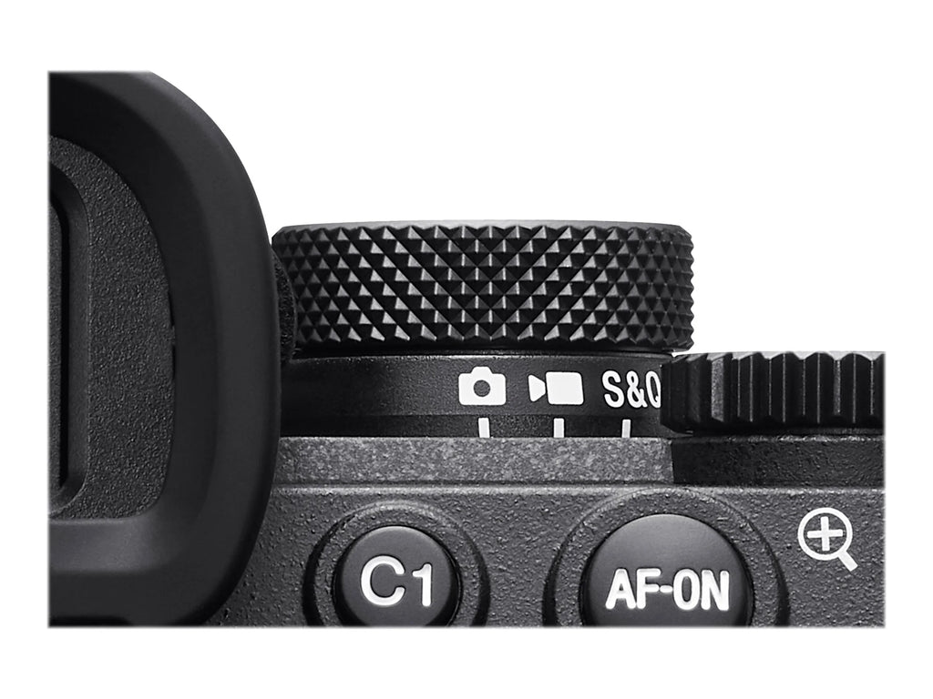 Mirrorless Digital Camera 33.0 MP Full Frame 4K N893693