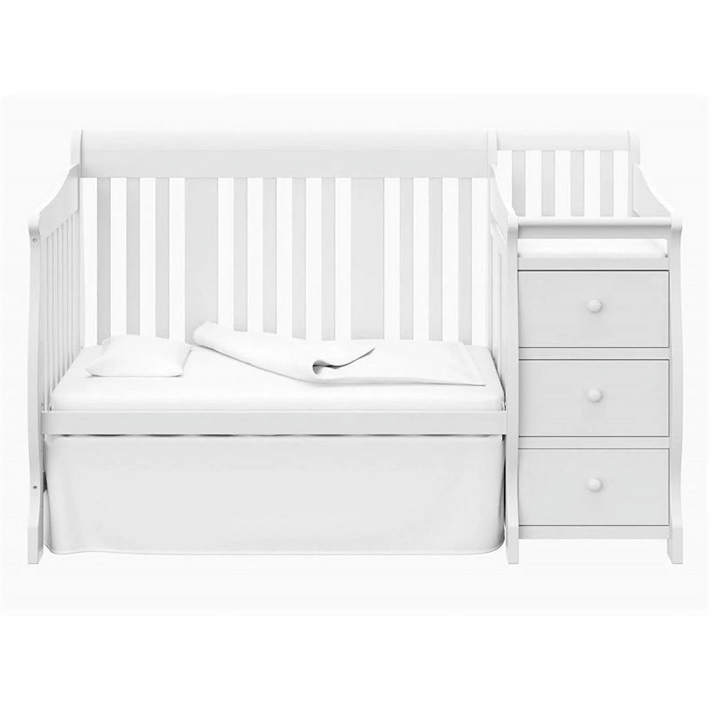 4-in-1 Convertible Crib and Changing Table Set in White Y8286