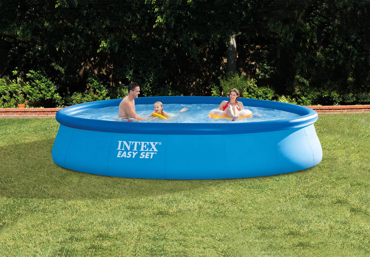 13' x 32 Above Ground Swimming Pool with Filter Pump & Cover D8805