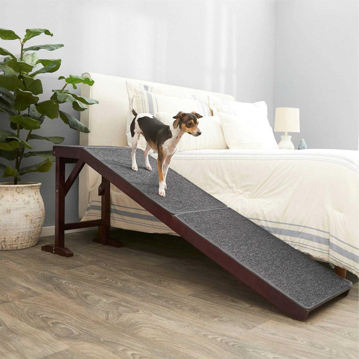 Wooden Carpeted Cat Dog Ramp E130935